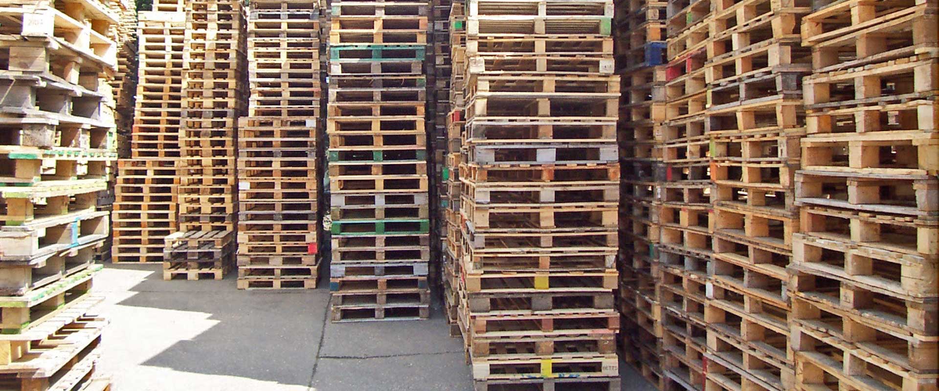 Used Wooden Pallets Quote Bedfordshire